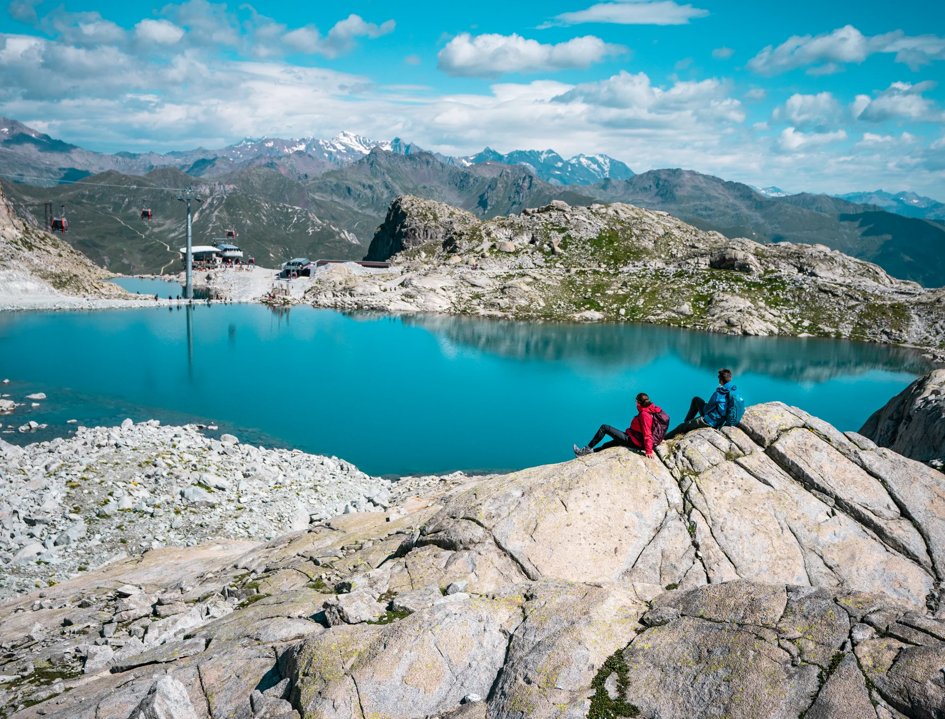 Tevini Resort: Wanderhotel nahe den Dolomiten im Trentino Tevini Resort: Wanderhotel nahe den Dolomiten im Trentino
