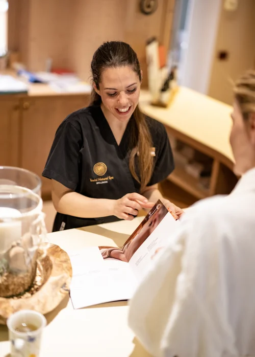 Offerte di lavoro in Val di Sole all’Hotel Tevini Offerte di lavoro in Val di Sole all’Hotel Tevini