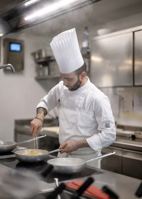Offerte di lavoro in Val di Sole all’Hotel Tevini Offerte di lavoro in Val di Sole all’Hotel Tevini