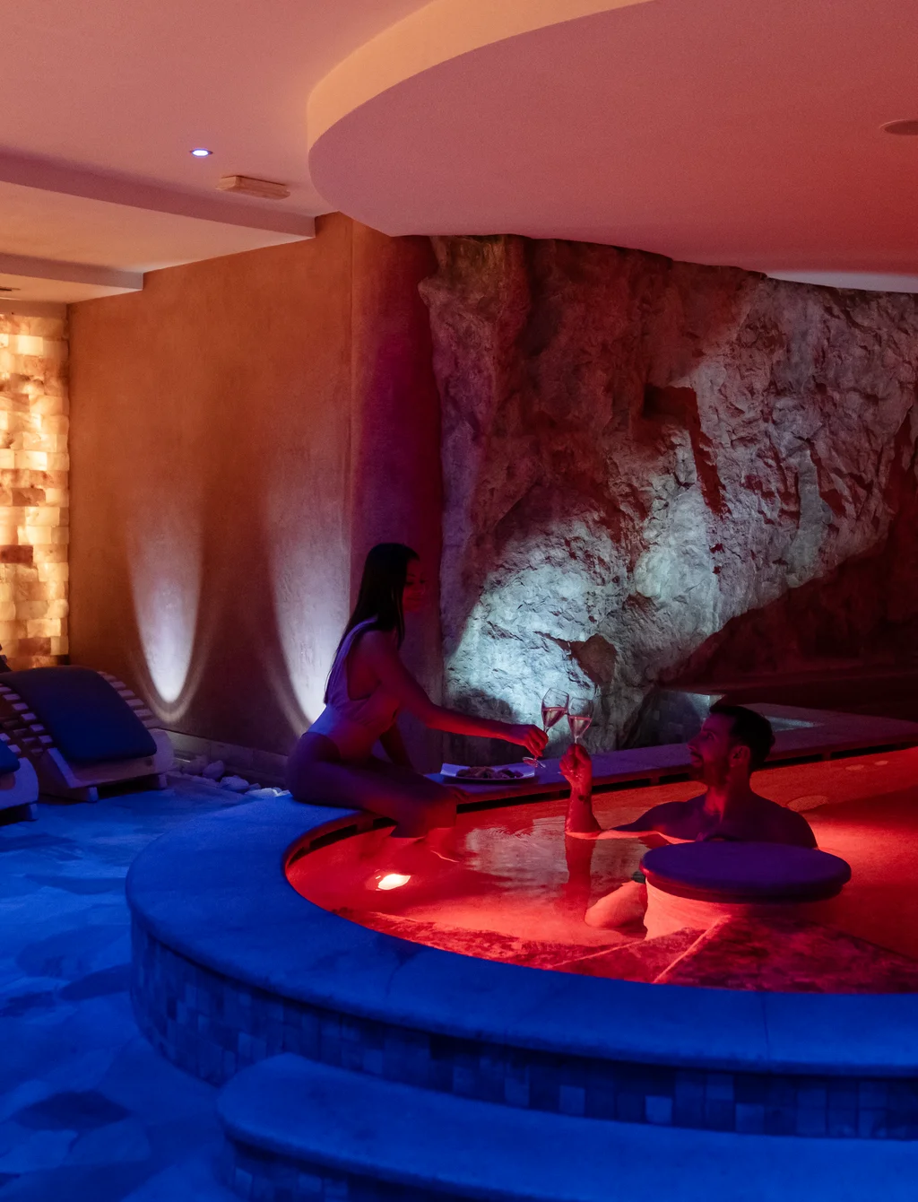 Romantisches Hotel mit Dolomiten-Blick und Private Spa Suite Romantisches Hotel mit Dolomiten-Blick und Private Spa Suite