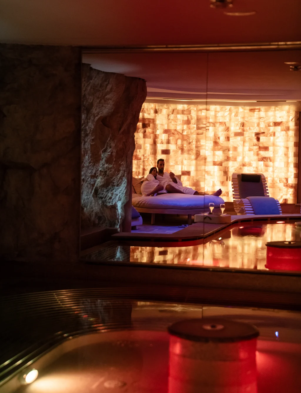 Enjoy natural wellness at our spa hotel near the Dolomites. Enjoy natural wellness at our spa hotel near the Dolomites.