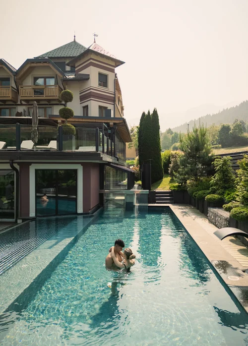 Enjoy natural wellness at our spa hotel near the Dolomites. Enjoy natural wellness at our spa hotel near the Dolomites.